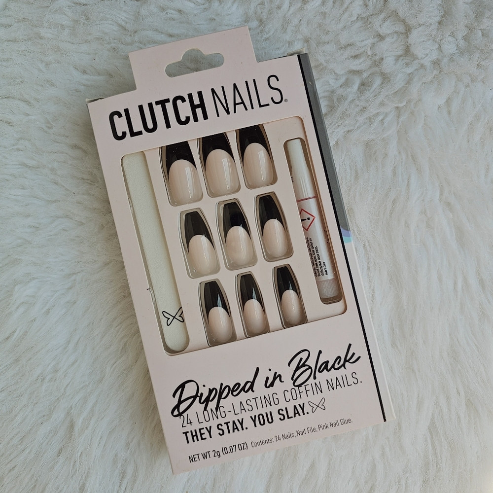 NIB Clutch Nails Dipped in Black Coffin Nails